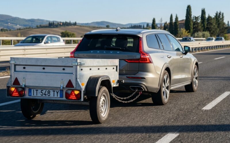 scopri le principali differenze tra carrello, appendice e rimorchio, spiegate in modo chiaro per aiutarti a scegliere la soluzione più adatta alle tue esigenze di trasporto.